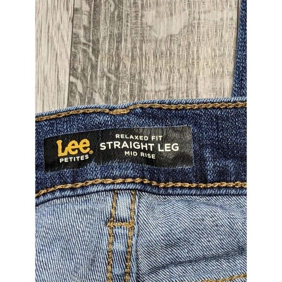 (3/$35) Lee Size 10 Petite Relaxed Fit Straight Leg Mid Rise Denim Blue Jeans - Picture 4 of 10